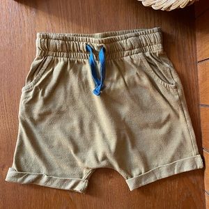 Tan Cat & Jack Toddler Shorts - 2T Boys